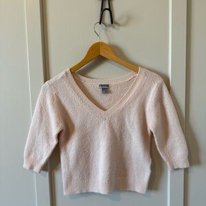 chelsea 28 sweater Light Pink Size Small- Soft- V Neck 3/4 Sleeves Feminine